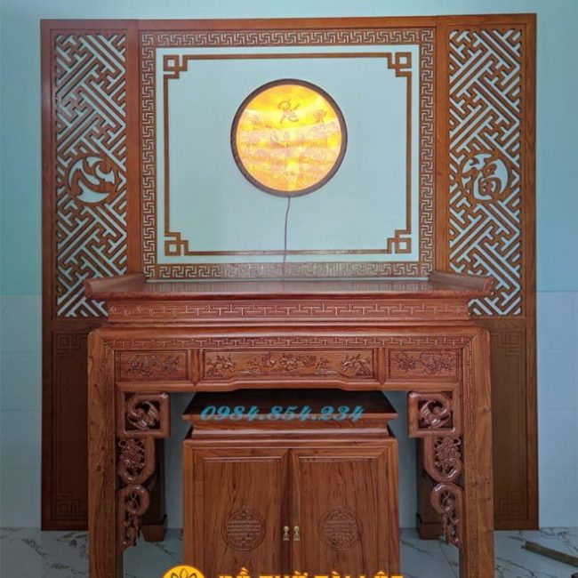 Bàn Thờ Đứng Gỗ Hương D005 2 BTD GIA TIEN GO HUONG 01 1 655x800 2