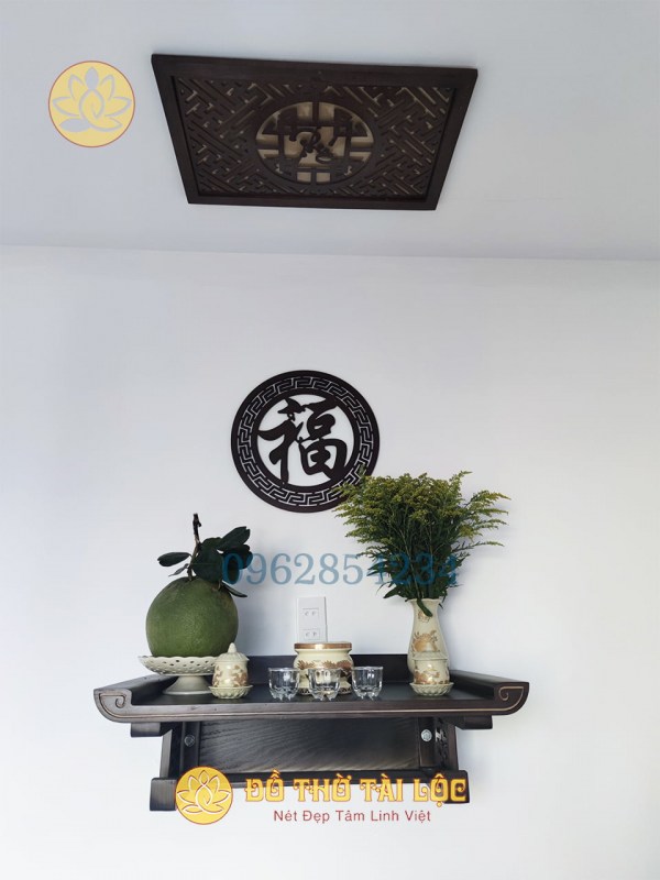 Bàn Thờ Treo Tường Gỗ Gõ TT1027
